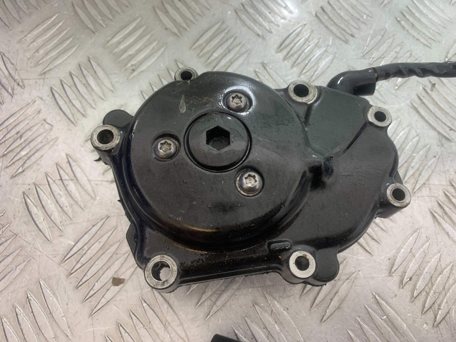 YAMAHA YZF R1 4C8 GENERATOR (GENUINE YAMAHA )  YEAR 2007-2008 (CMB1237)