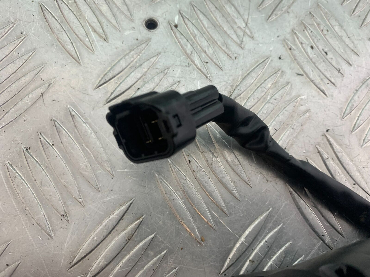 KAWASAKI EN650 VULCAN RIGHT SWITCH GEAR  YEAR 2017-2021 (CMB1060)