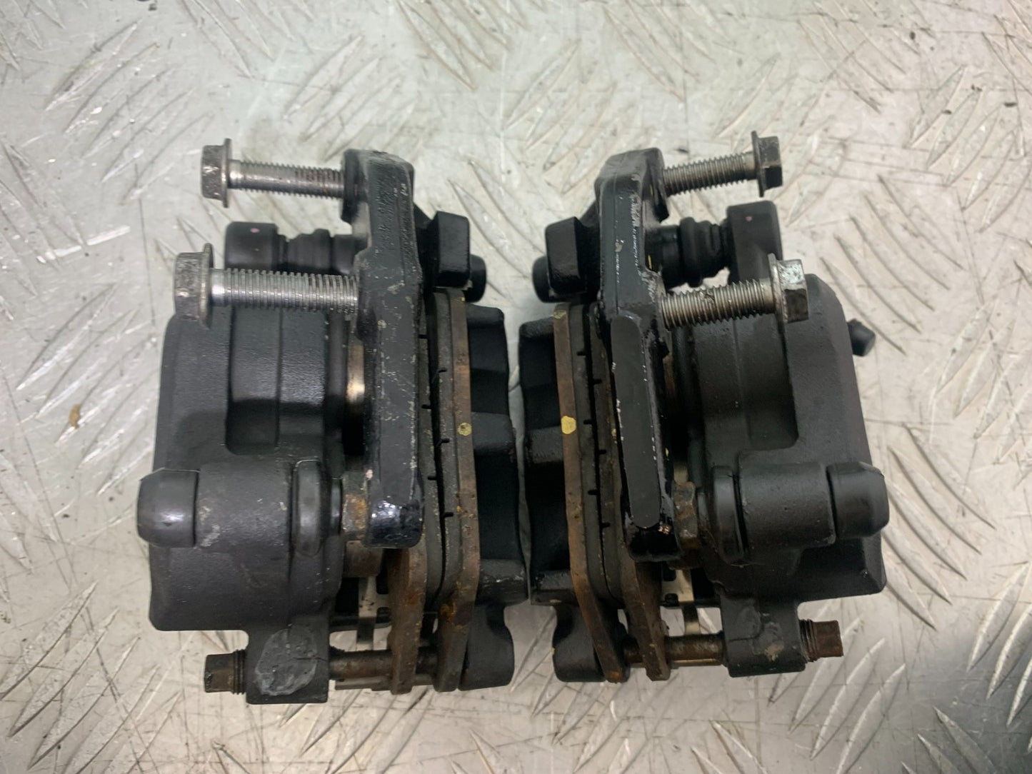 KAWASAKI 650 VERSYS FRONT BRAKE CALIPERS YEAR 2015-2018 (CMB1288)