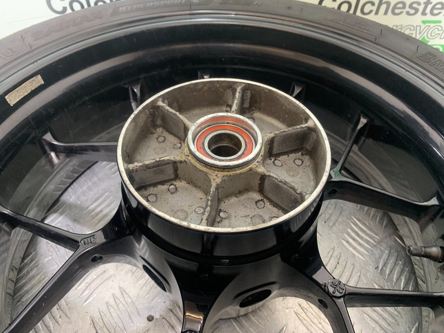 HONDA CBR1000 rr FIREBLADE REAR WHEEL   2012-2016 (CMB1280)