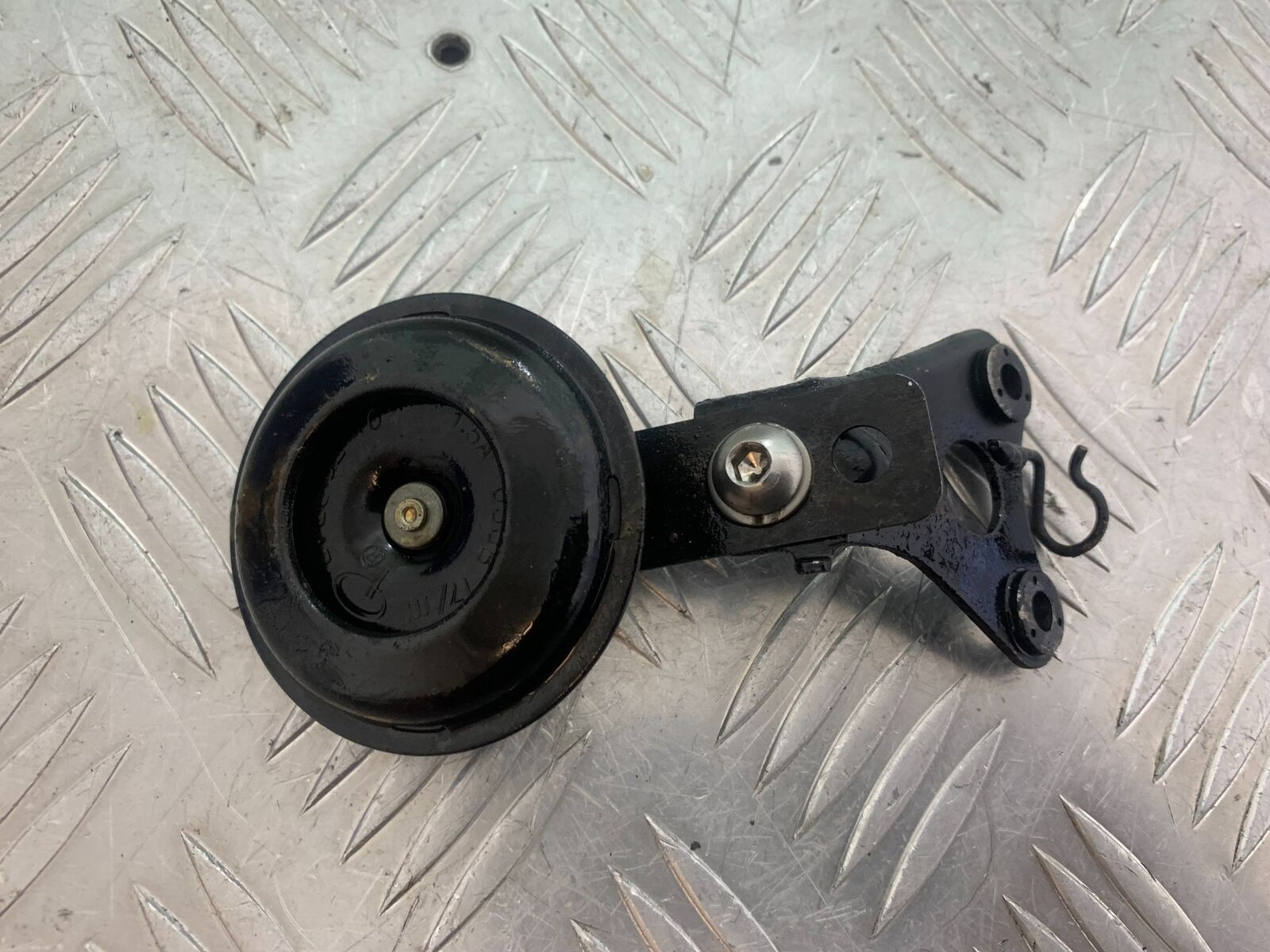 HONDA VFR400 VFR 400 NC21 HORN  YEAR 1986-87 (CMB1043)