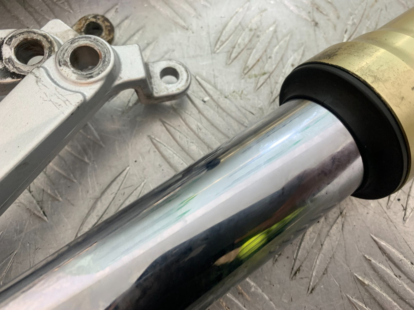 YAMAHA YZF R1 4XV FORKS  YEAR 1998-99 (CMB1291)