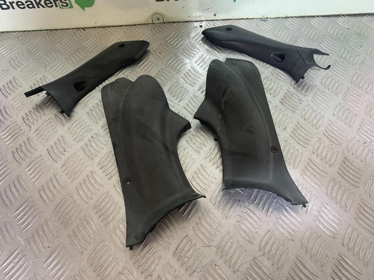 YAMAHA YZF600 YZF 600 THUNDERCAT TOP FAIRING INFILLS 1996-2003 (CMB1134)