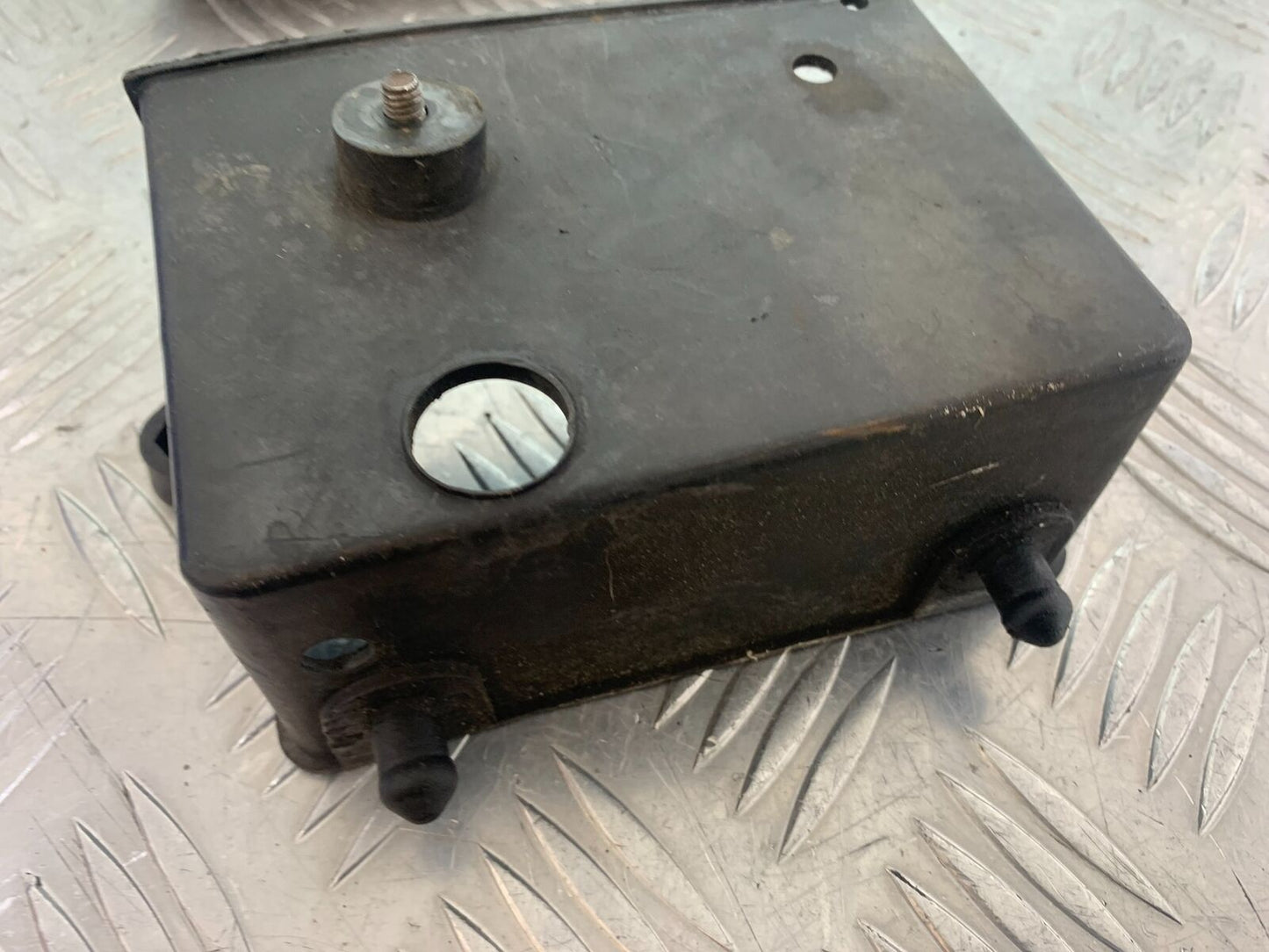 APRILIA RS50 RS 50 BATTERY BOX  YEAR 1996-1998 (CMB1132)