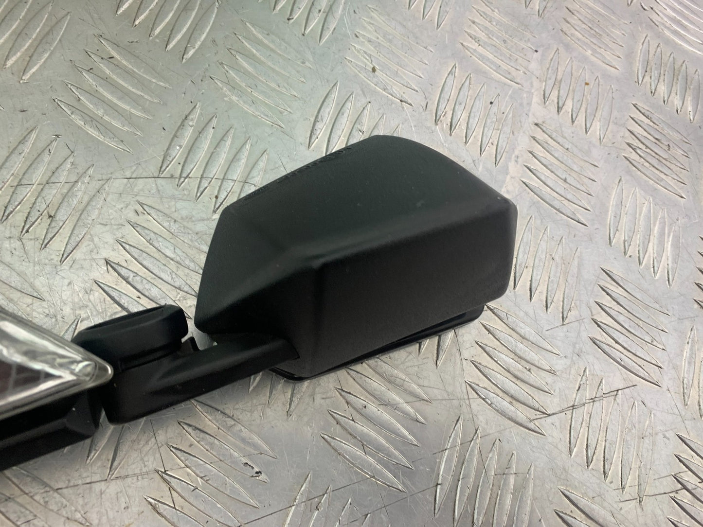 KAWASAKI ZX10R ZX10 R RIGHT MIRROR  2008-2010 (CMB1206)