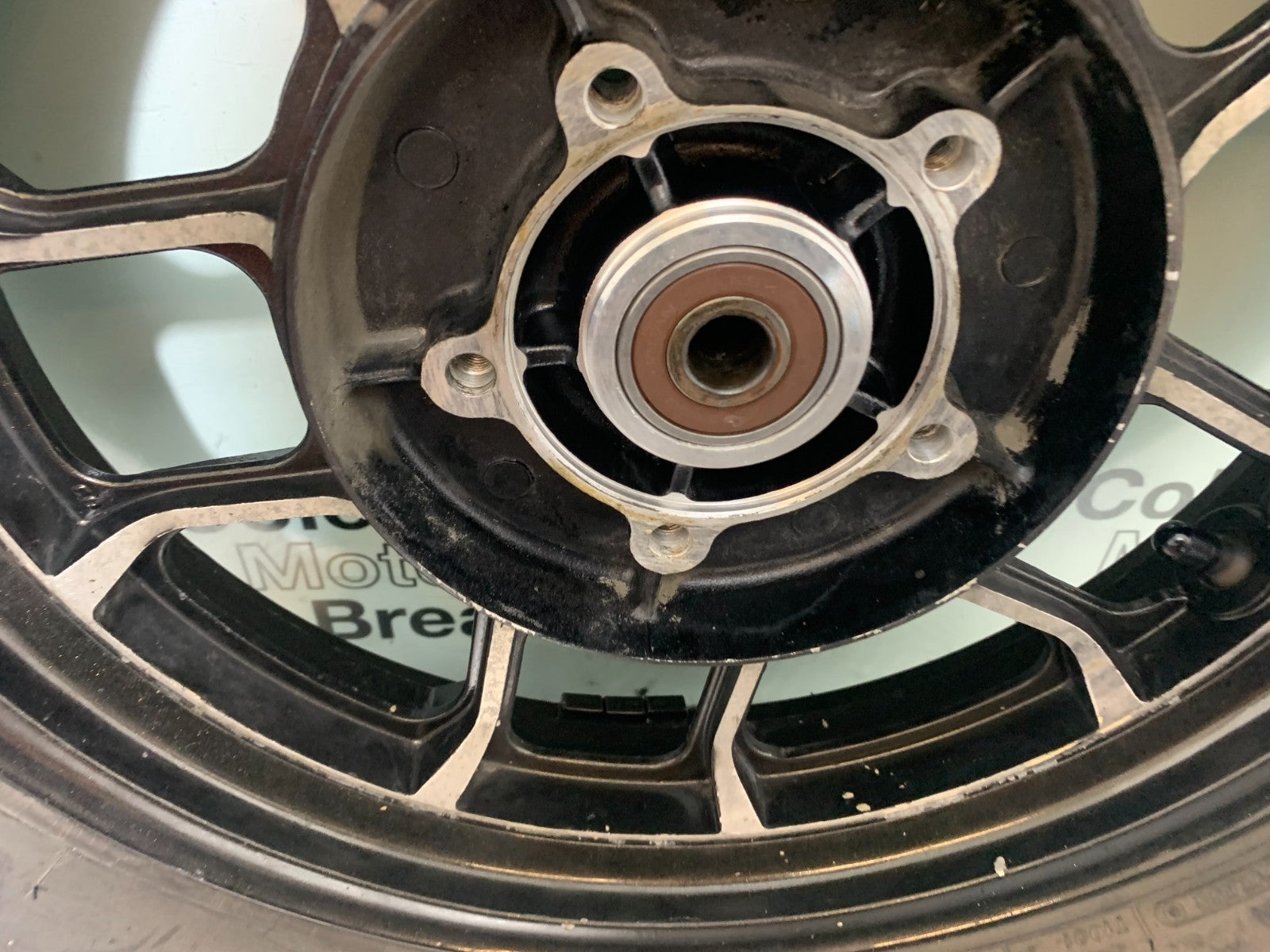 HONDA VT700 VT 700 SHADOW REAR WHEEL   YEAR 1984-85 (CMB1328)