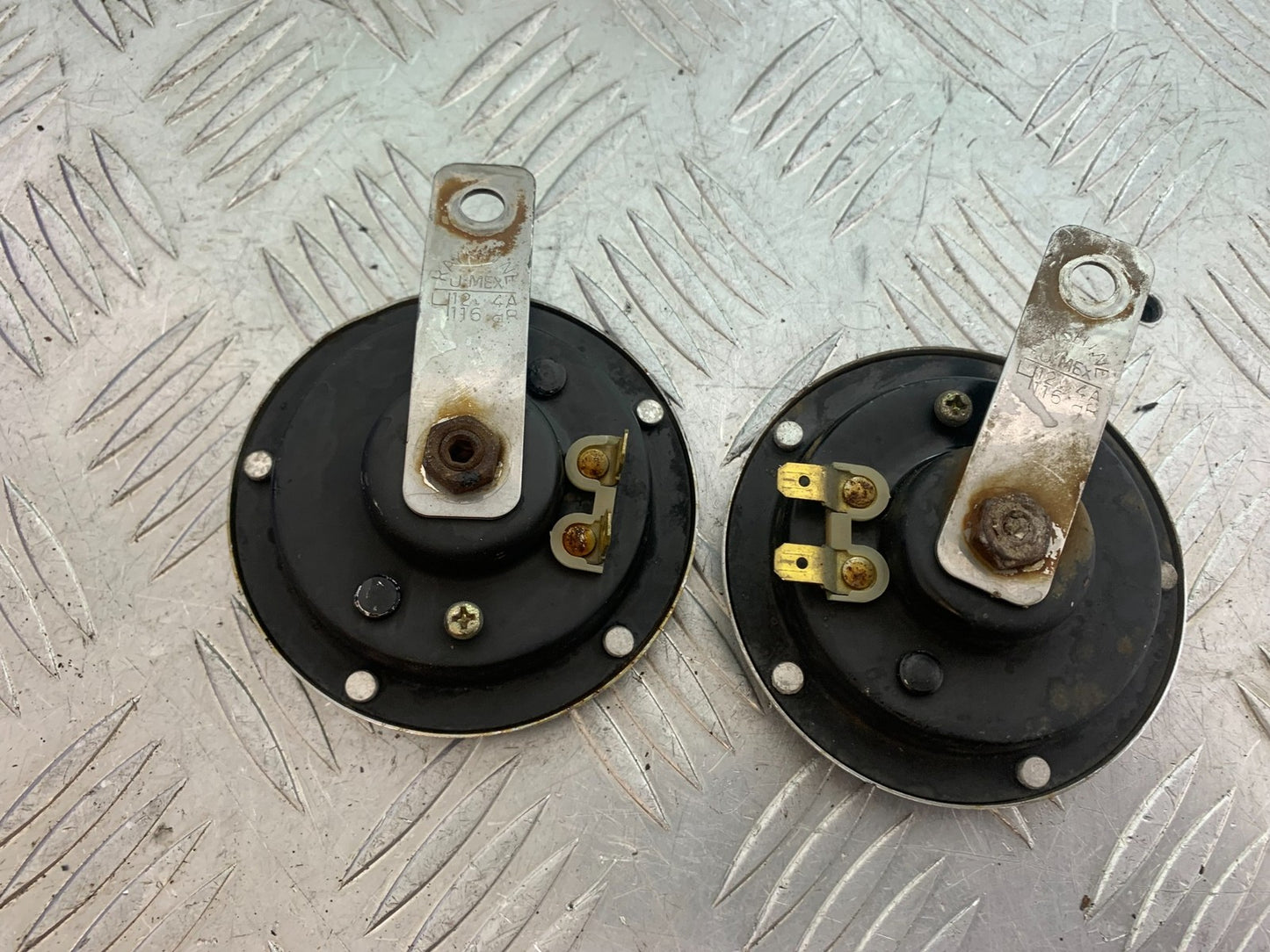 YAMAHA XJR1300 XJR 1300 HORNS YEAR  1999-2003 (CMB1119)