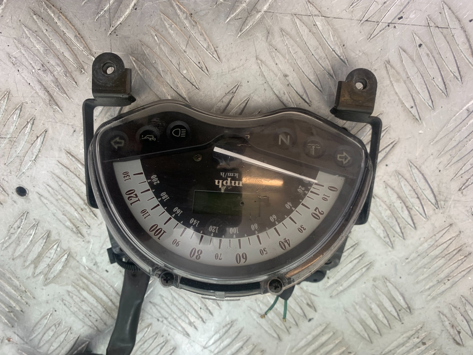 HONDA VTX1300 S-6  CLOCKS SPEEDO DASH YEAR 2004-09 (CMB1159)