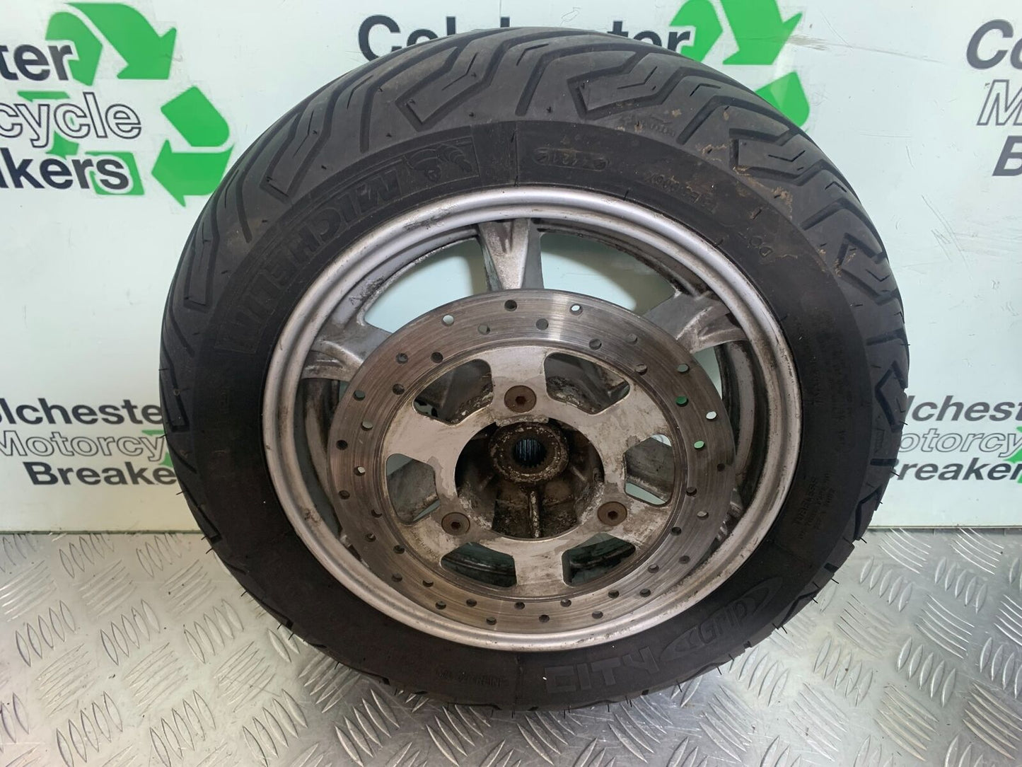 SUZUKI AN 200 UN 200 BURGMAN REAR WHEEL   YEAR 2007-09 (CMB1128)