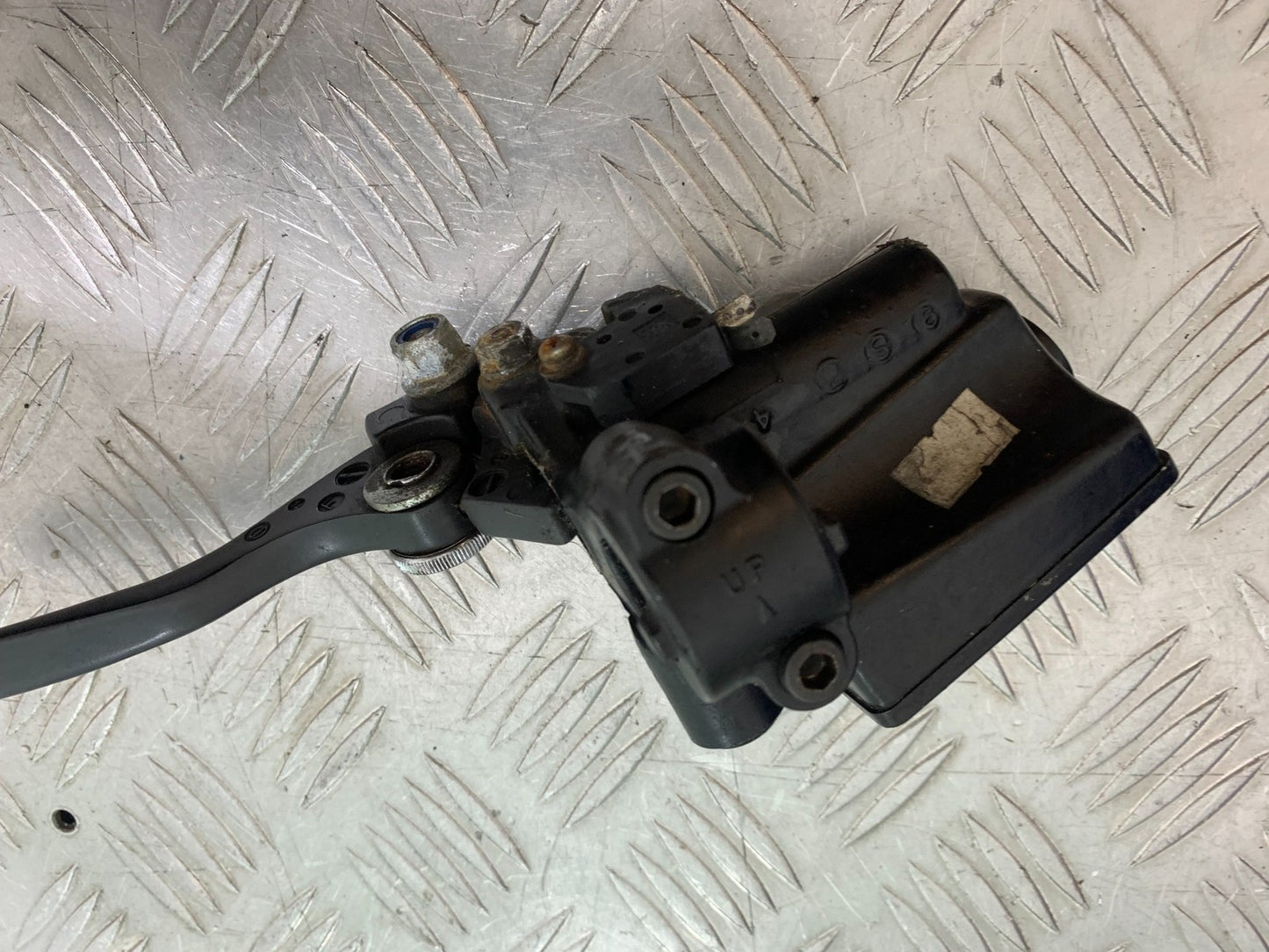 KAWASAKI ZZR1100 D FRONT BRAKE MASTER CYLINDER  YEAR 1993-2001 (CMB1189)