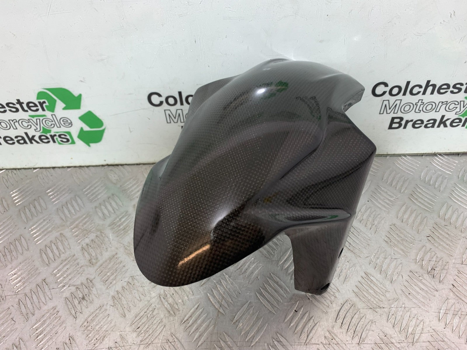 MV AGUSTA 800 F3 CARBON FRONT MUDGUARD  YEAR 2017-2019 (CMB1227)