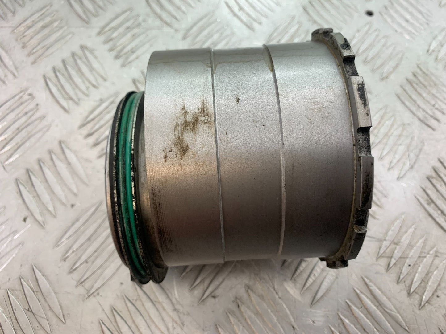 DUCATI 1299 PANIGALE ECCENTRIC HUB  YEAR 2016 (CMB 1187)