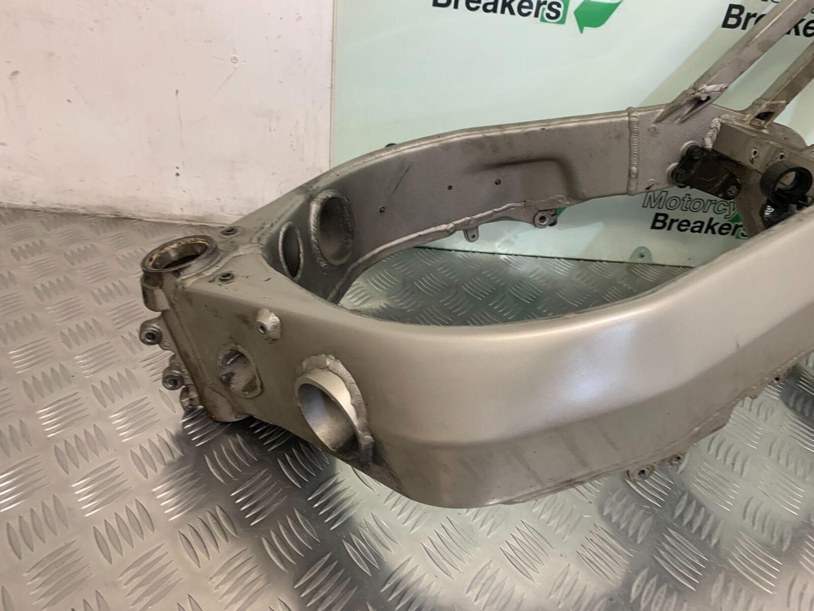 KAWASAKI ZX9R ZX9 C FRAME REG LOG BOOK  YEAR 1998-99 (STOCK 957)