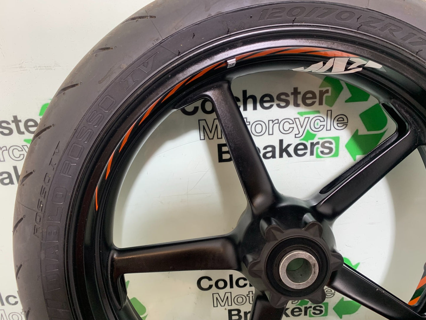 KTM 690 DUKE R LC4 FRONT WHEEL YEAR 2012-2015  (CMB1180)