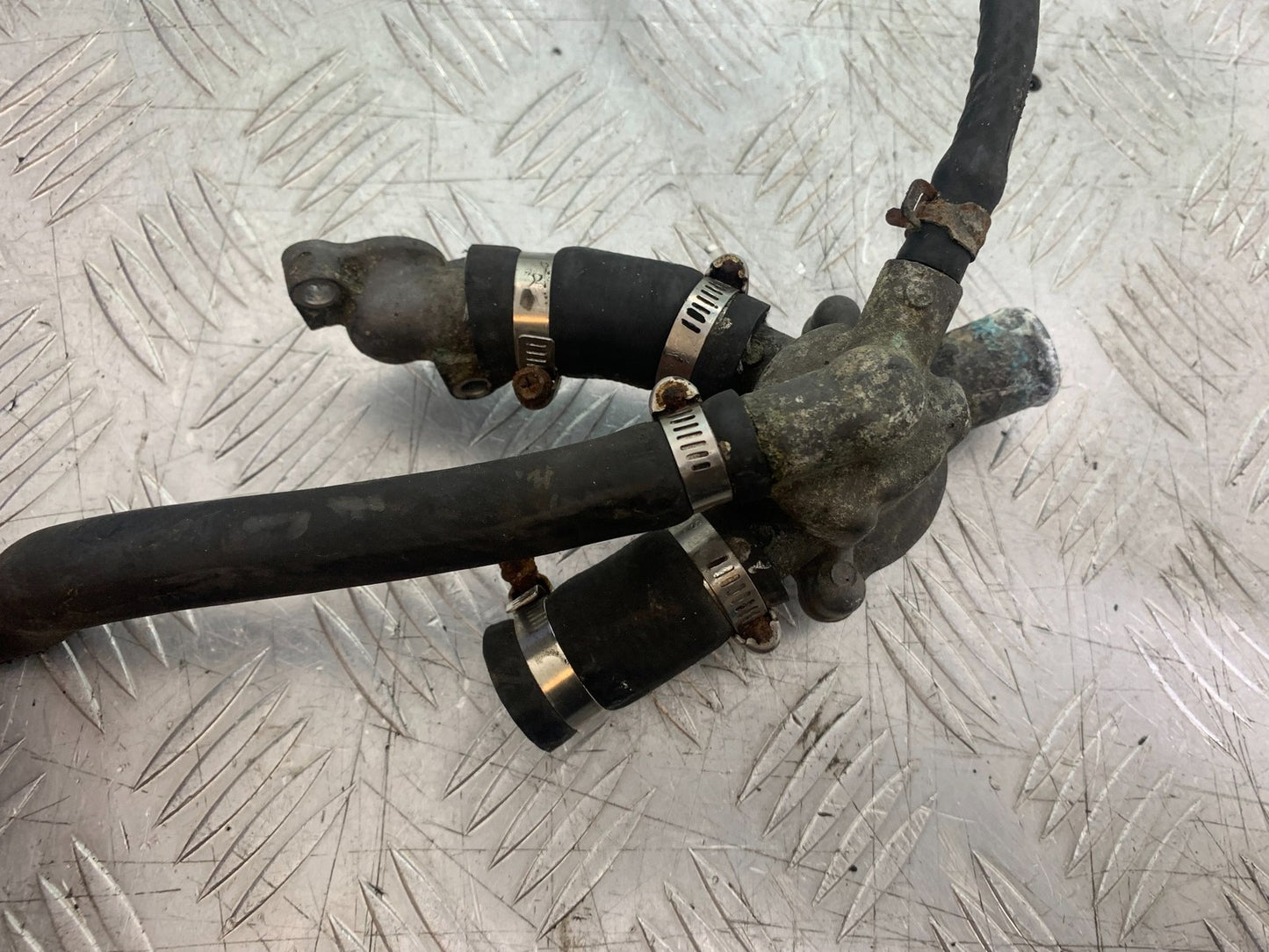 HONDA VFR800 PRE V-TEC THERMOSTAT YEAR 1998-2001 (CMB1233)