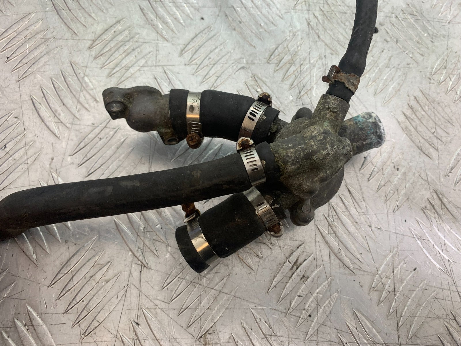 HONDA VFR800 PRE V-TEC THERMOSTAT YEAR 1998-2001 (CMB1233)