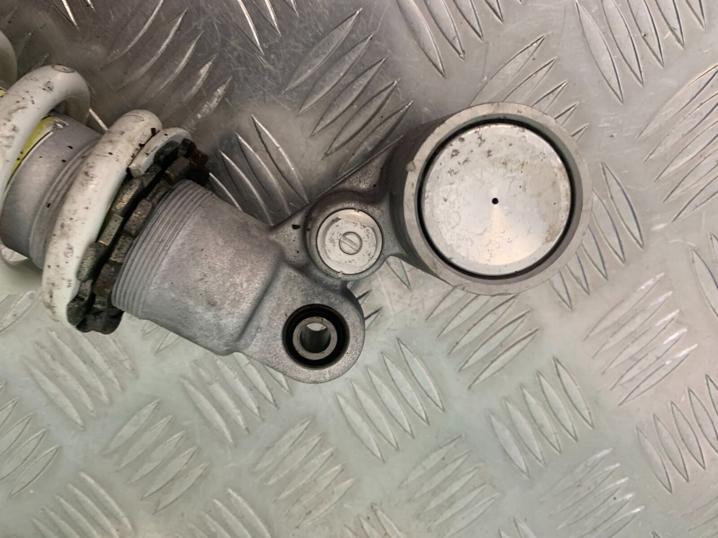 SUZUKI SV1000 SV 1000 K4 REAR SHOCK   YEAR 2004 (STOCK 990)