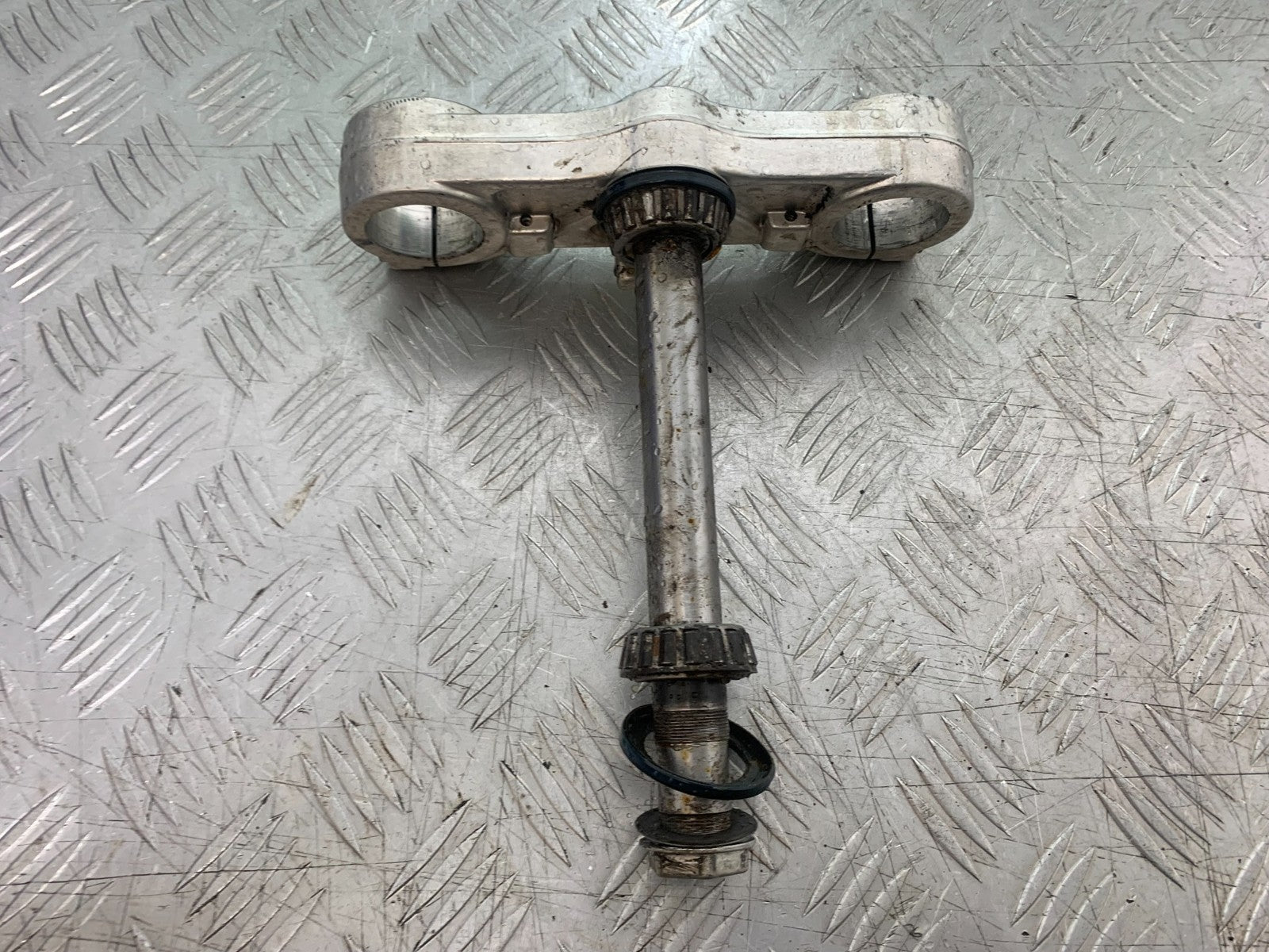 APRILIA 650 PAGASO STRADA BOTTOM YOKE  YEAR 2005-2010 (CMB1260)