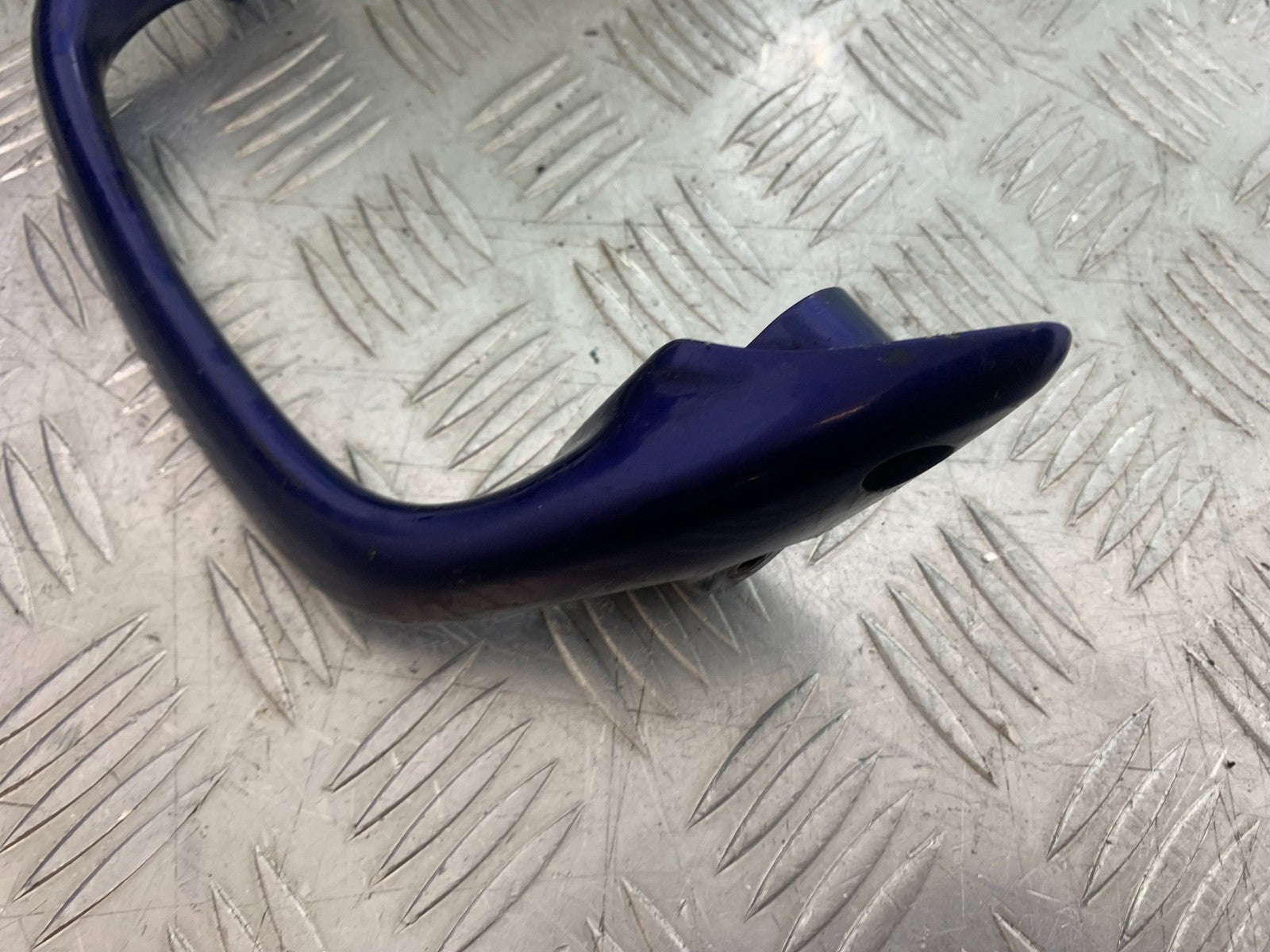 SUZUKI GSF600 GSF 600 BANDIT GRAB RAIL  2000-2004 (CMB1269)