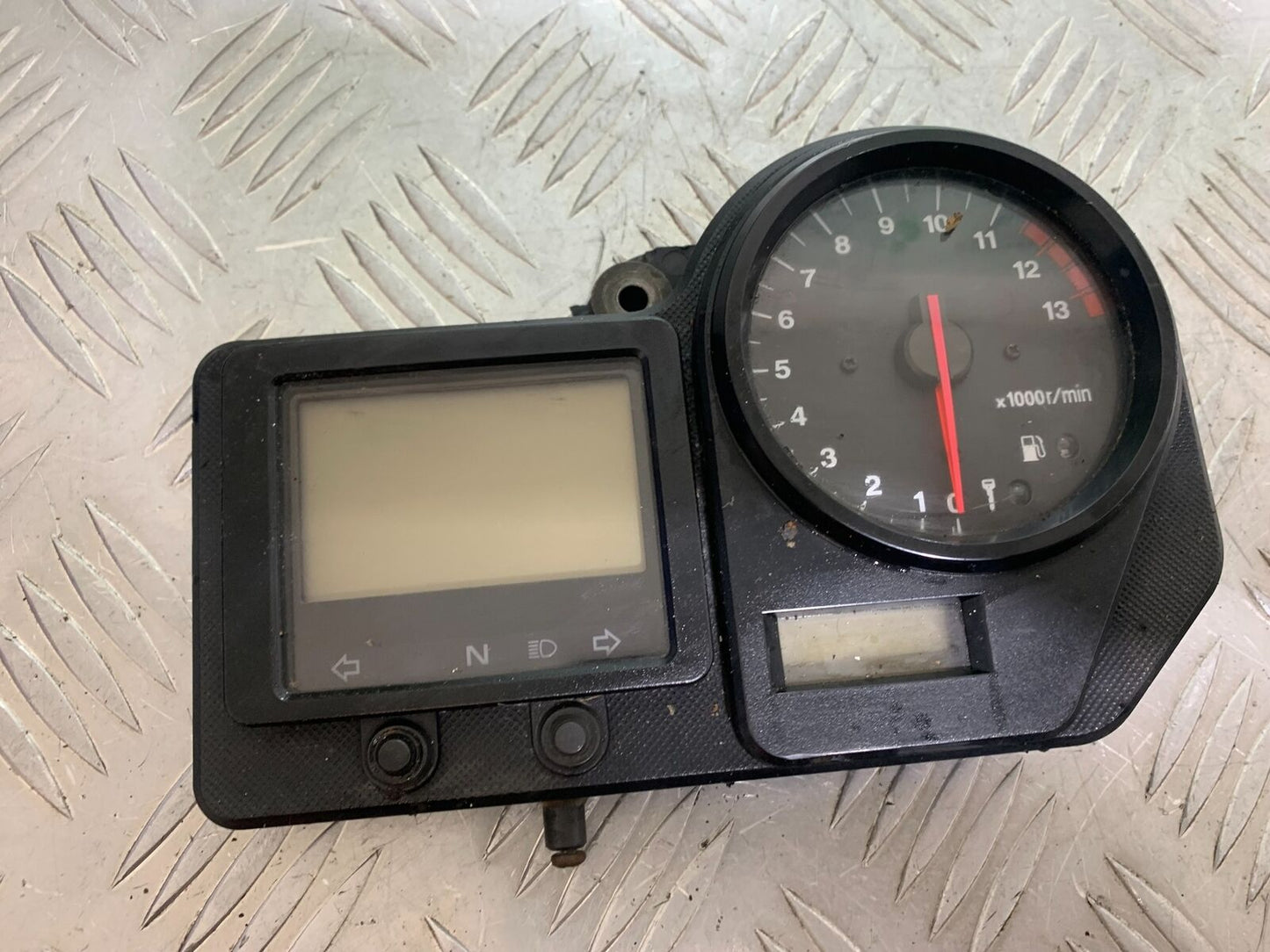 HONDA CBR 929 RRY FIREBLADE CLOCKS SPEEDO DASH  YEAR 2000-01 (CMB1094)