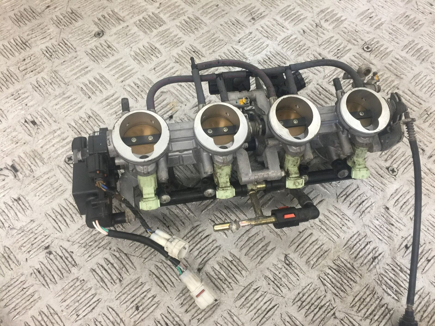 KAWASAKI ZX6R ZX6 R C1H THROTTLE BODIES   YEAR 2005 2006 (STOCK 774)