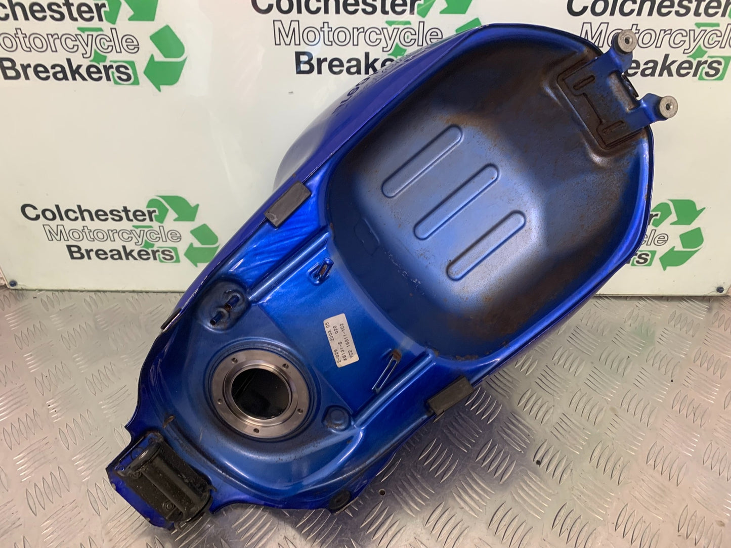 SUZUKI SV1000 SV 1000 K4 PETROL TANK YEAR 2004 (STOCK 990)