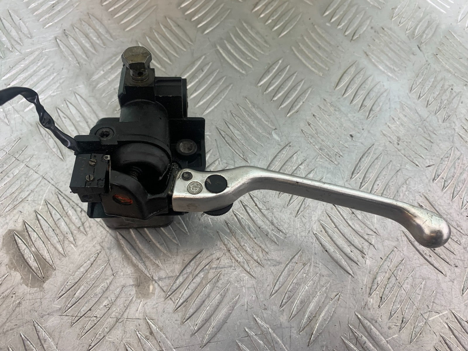 BMW R850 R R850R FRONT BRAKE MASTER CYLINDER  YEAR 1994-2002 (CMB1170)