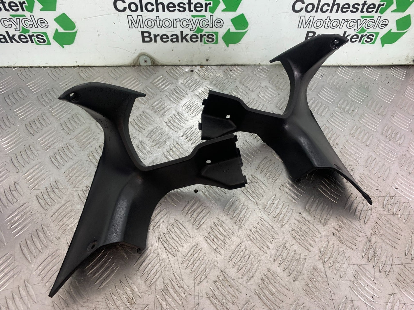 HONDA CBR1100 BLACKBIRD TOP FAIRING INFILLS YEAR 1999-2005 (CMB1232)