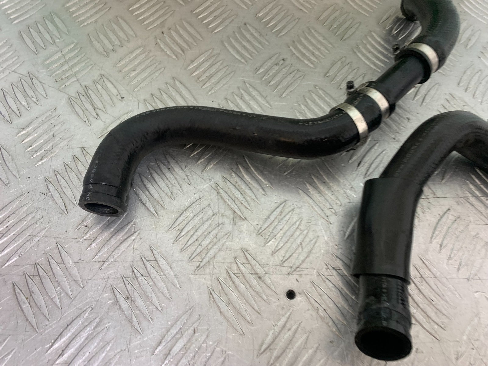 HONDA CBR1000 rr FIREBLADE WATER HOSES   2008-2011 (CMB1253)