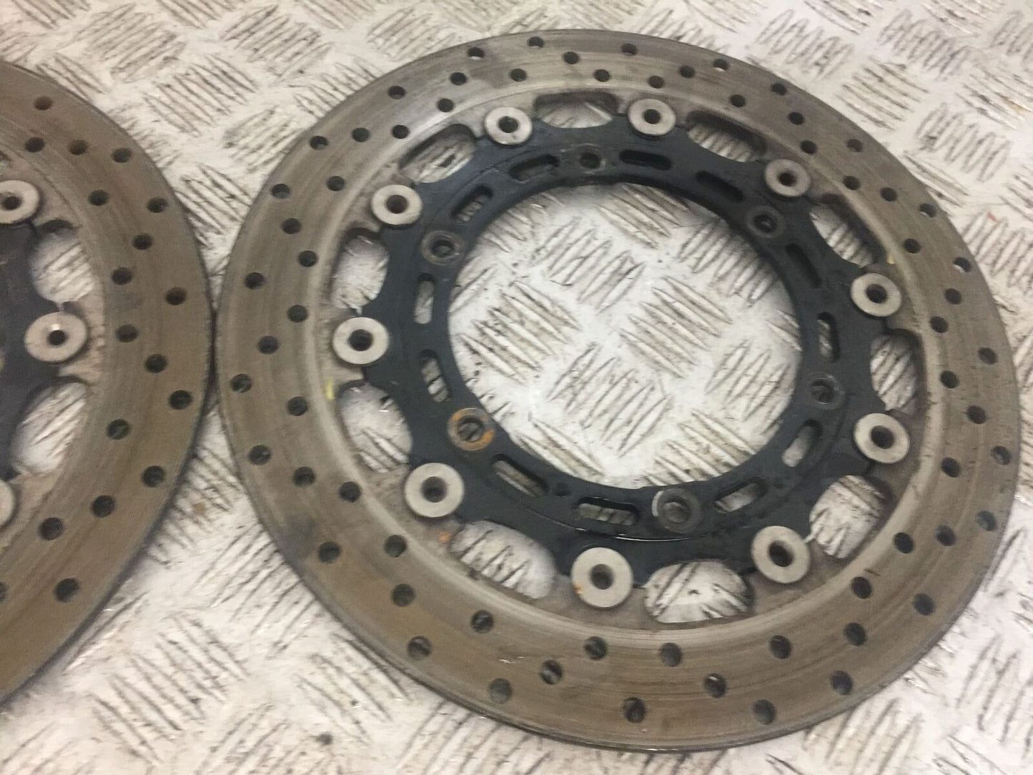 YAMAHA YZF1000 YZF 1000 THUNDERACE FRONT BRAKE DISCS YEAR 1996 (STOCK  777)