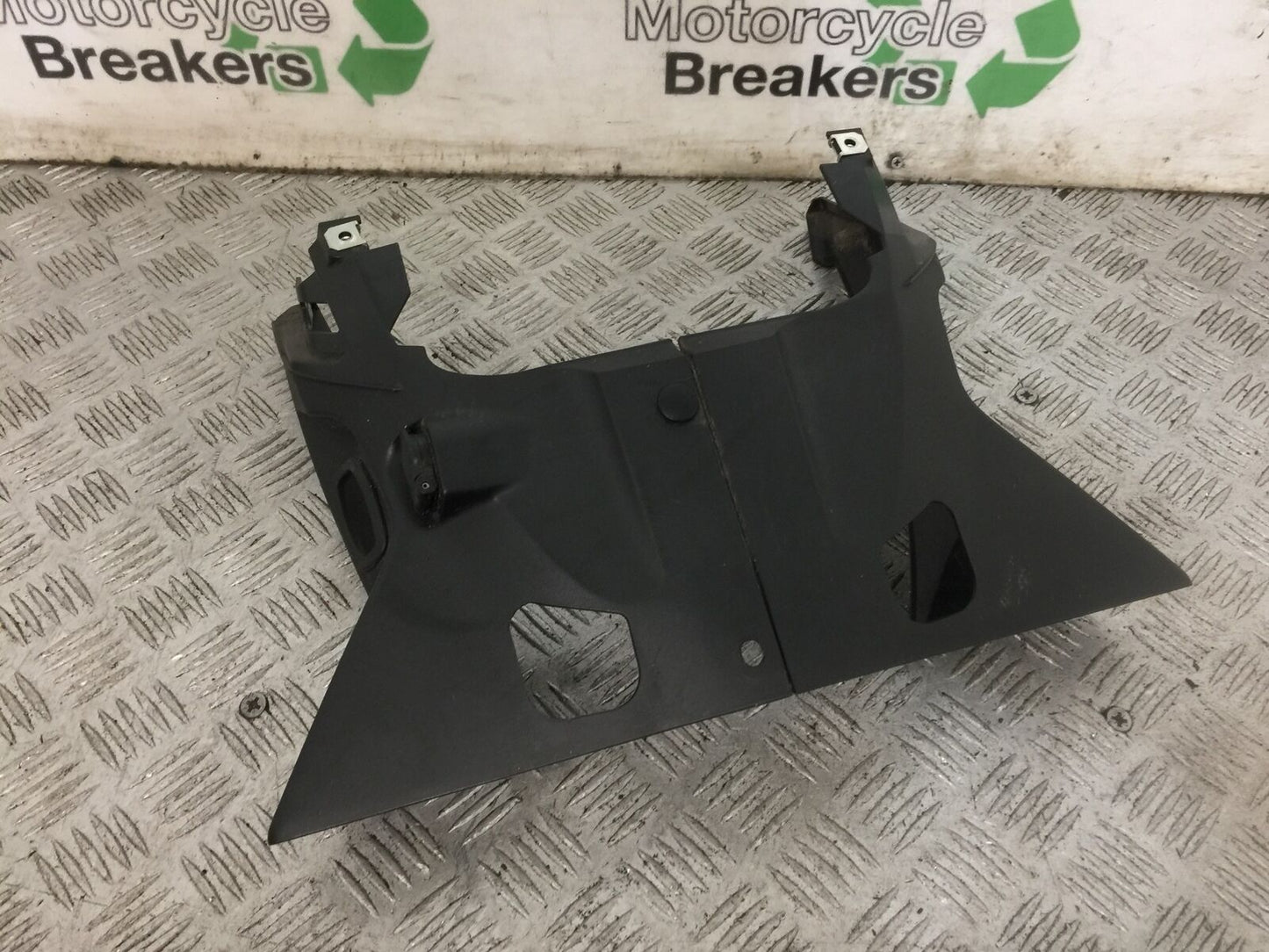 BMW R1250 R 1250 RT TAIL PIECE  YEAR 2023 (STOCK 907)