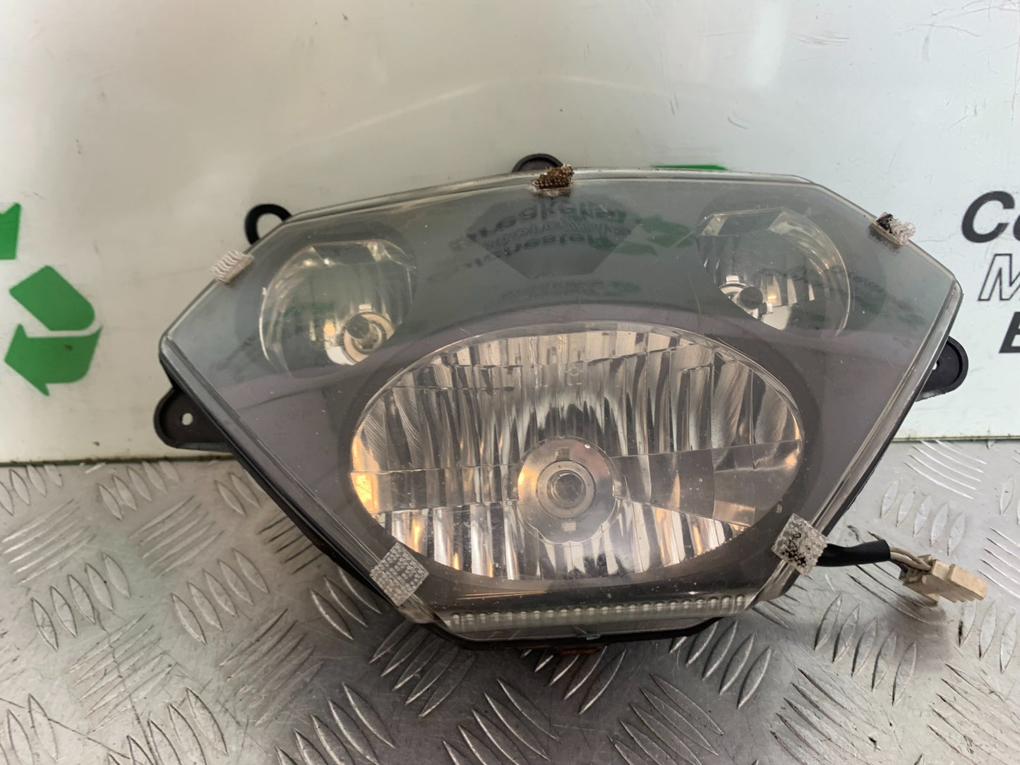 APRILIA RSV1000 RSV 1000 MILLE HEADLIGHT 1998- 2003 (CMB1184)