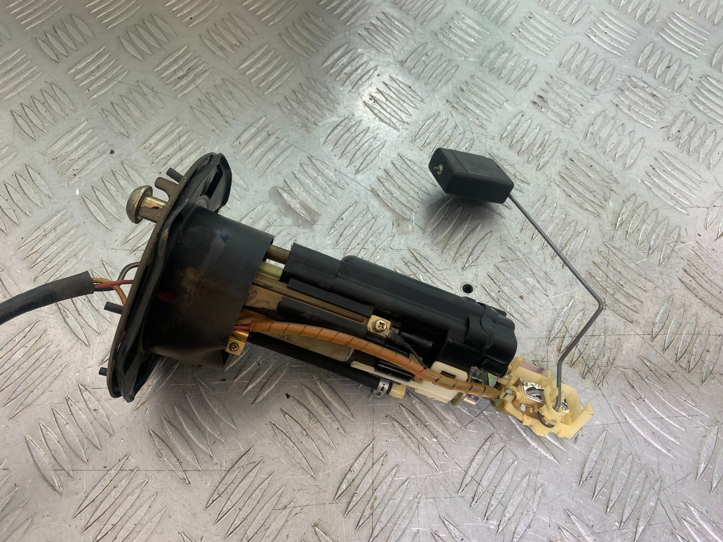 HONDA CBR600 CBR 600 RR PETROL PUMP  YEAR 2003-2004 CMB1173)