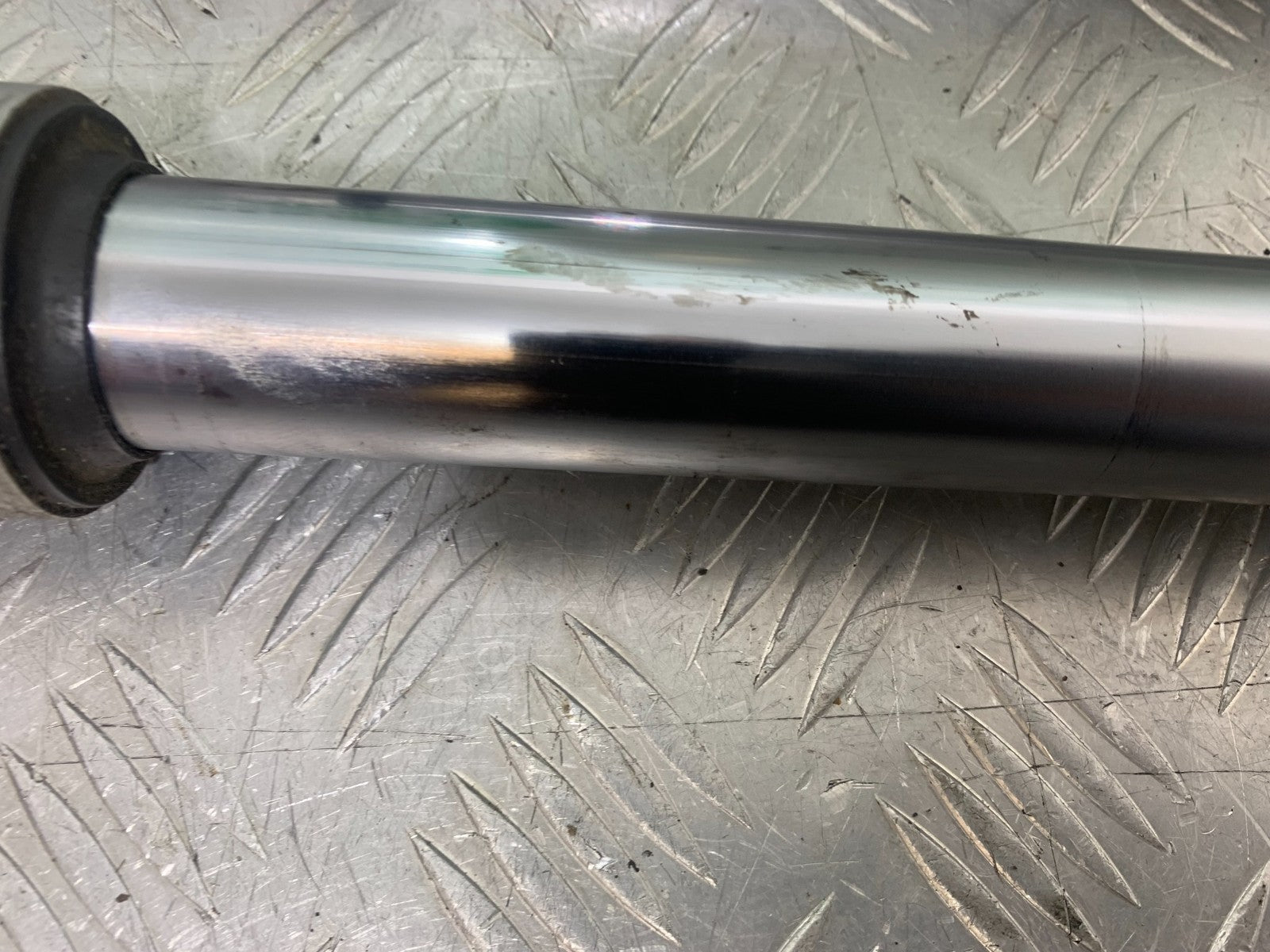 KAWASAKI GPZ600 GPZ 600 FORKS  YEAR 1988-90 (CMB1258)
