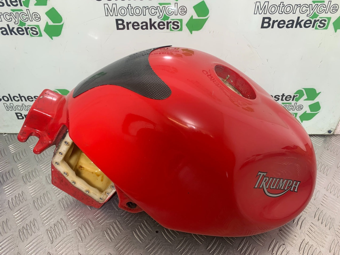 TRIUMPH 955i SPRINT ST PETROL TANK   1999-2004 (CMB1176)