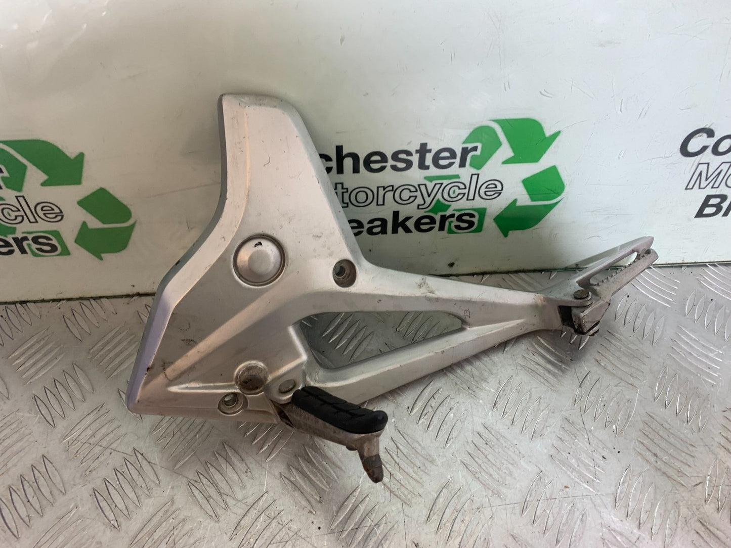 HONDA NC750 NC 750 X FRONT LEFT HANGER AND PEGS YEAR 2019 (CMB1223)