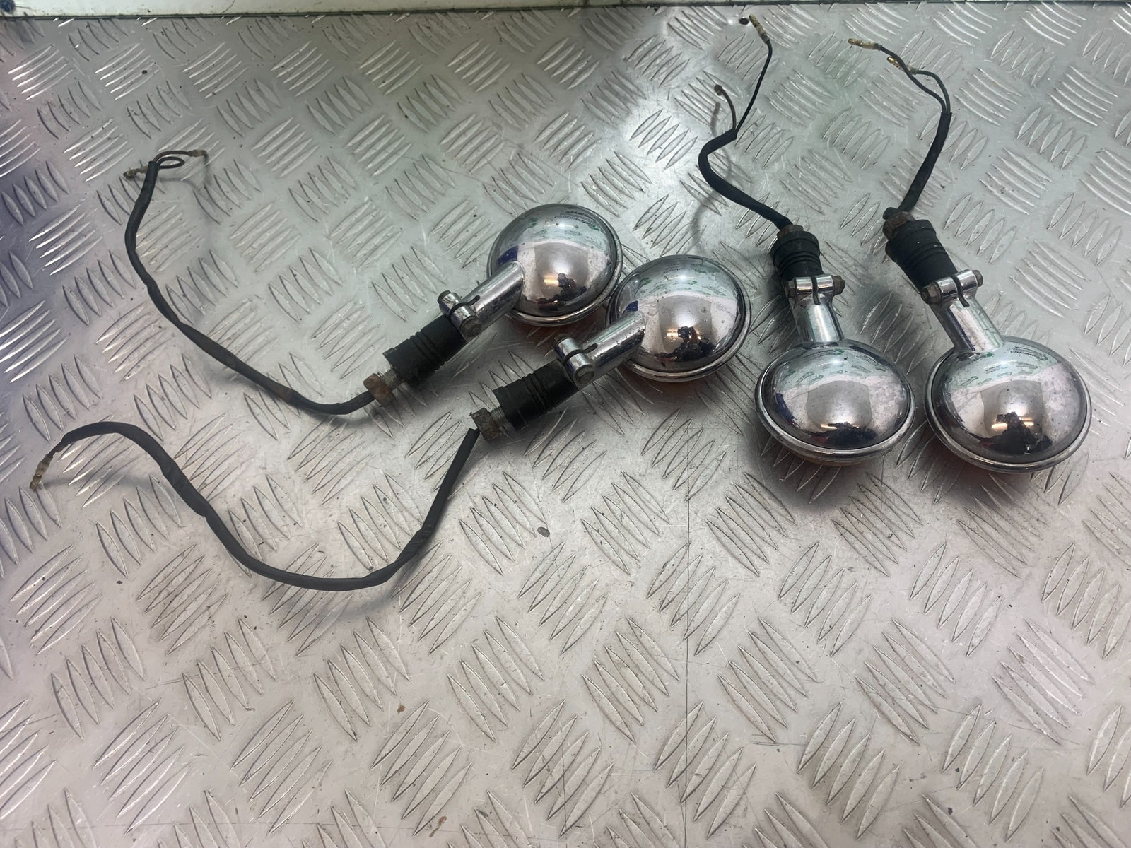 YAMAHA XV535 XV 535 VIRAGO FRONT AND REAR INDICATORS  YEAR 1994-02 (CMB1139)