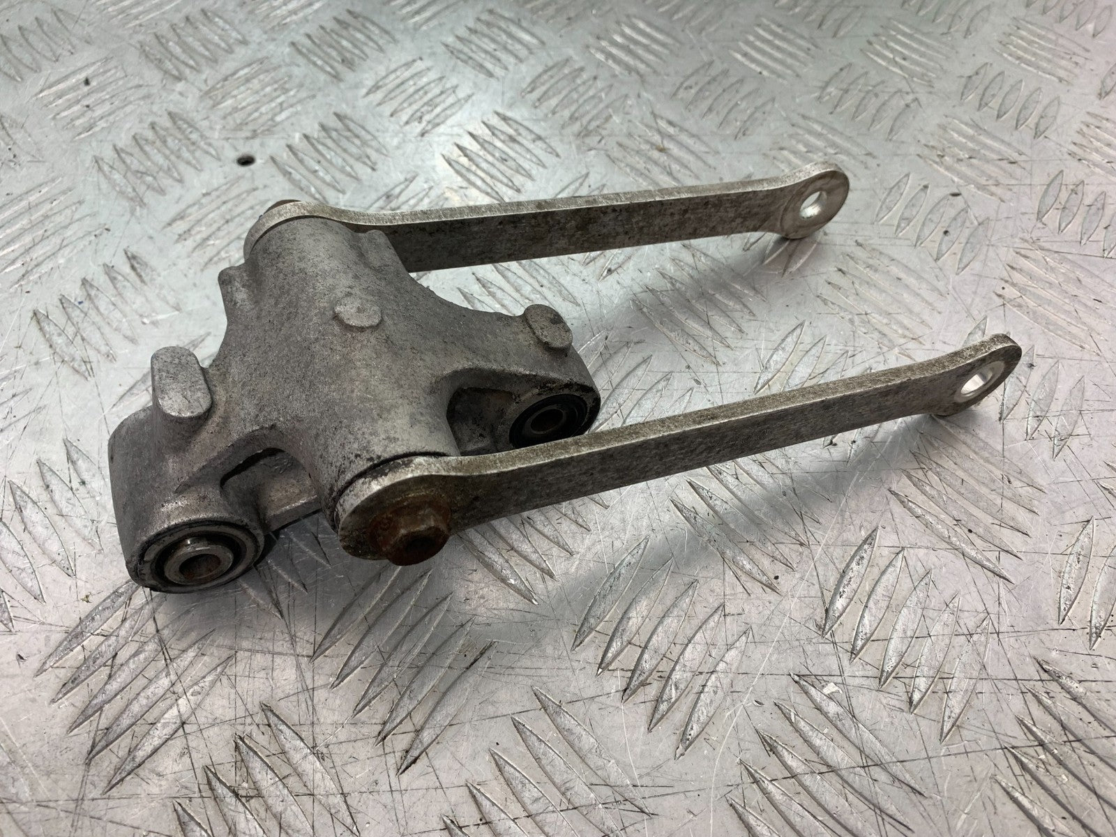 KAWASAKI ZX10R ZX10 R REAR SHOCK LINKAGE  2008-2010 (CMB1301)