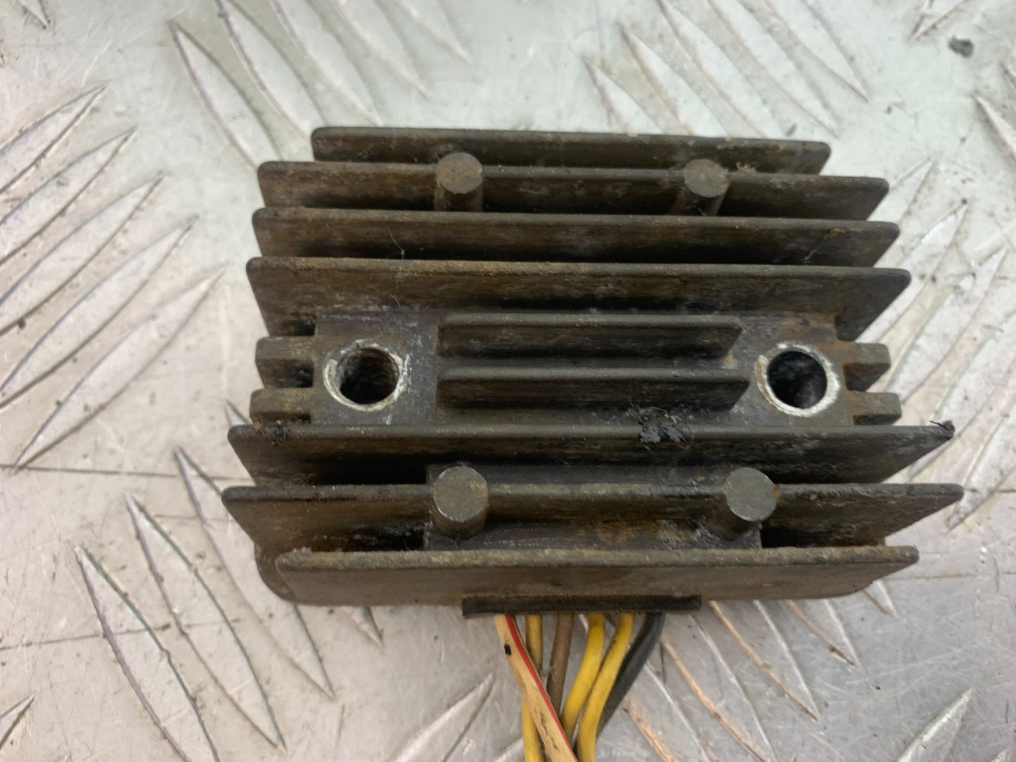 KAWASAKI GT550 GT 550 REGULATOR  YEAR 1989-1994