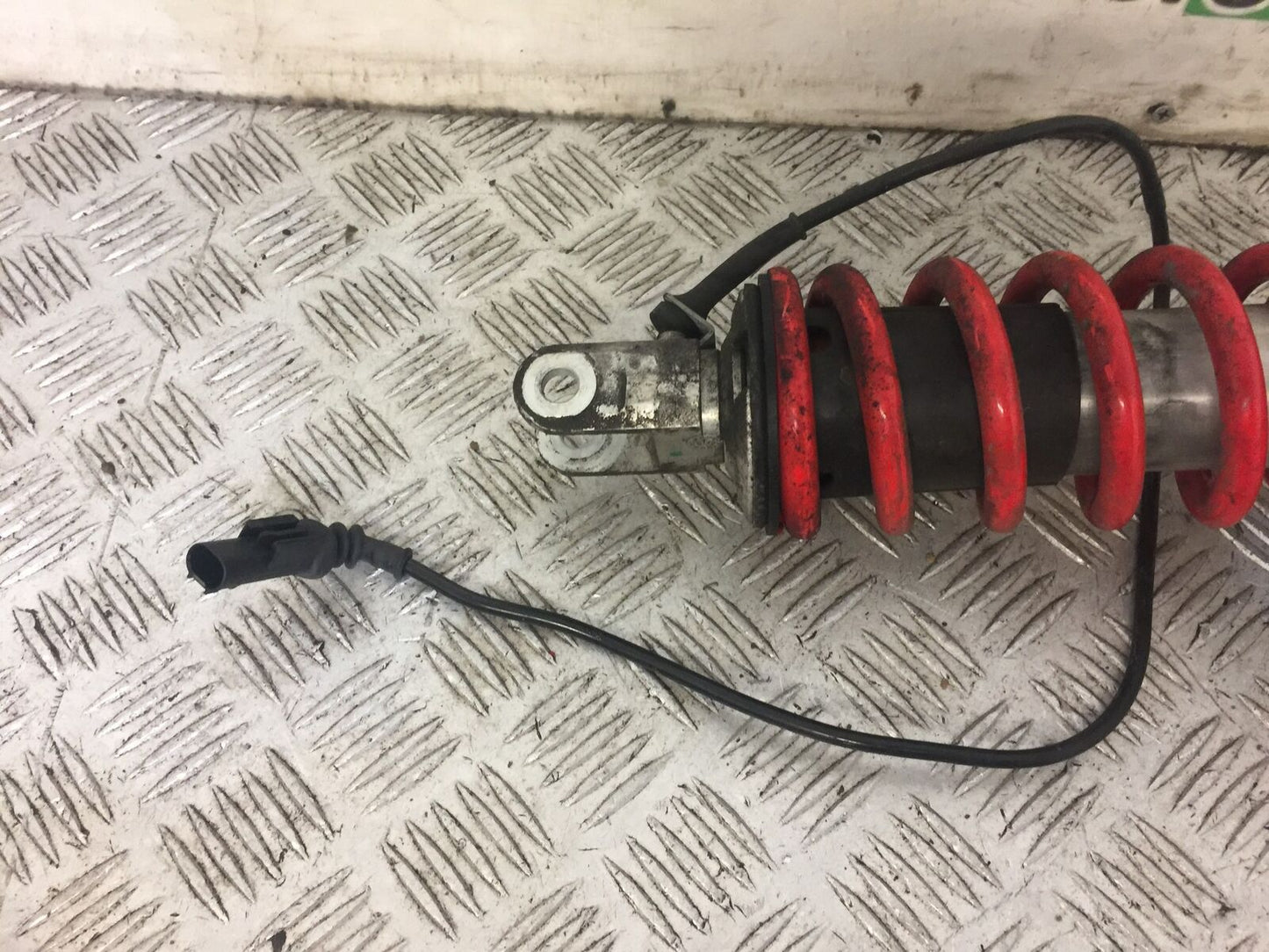 BMW S1000 R REAR SHOCK   YEAR 2018  (STOCK 645)