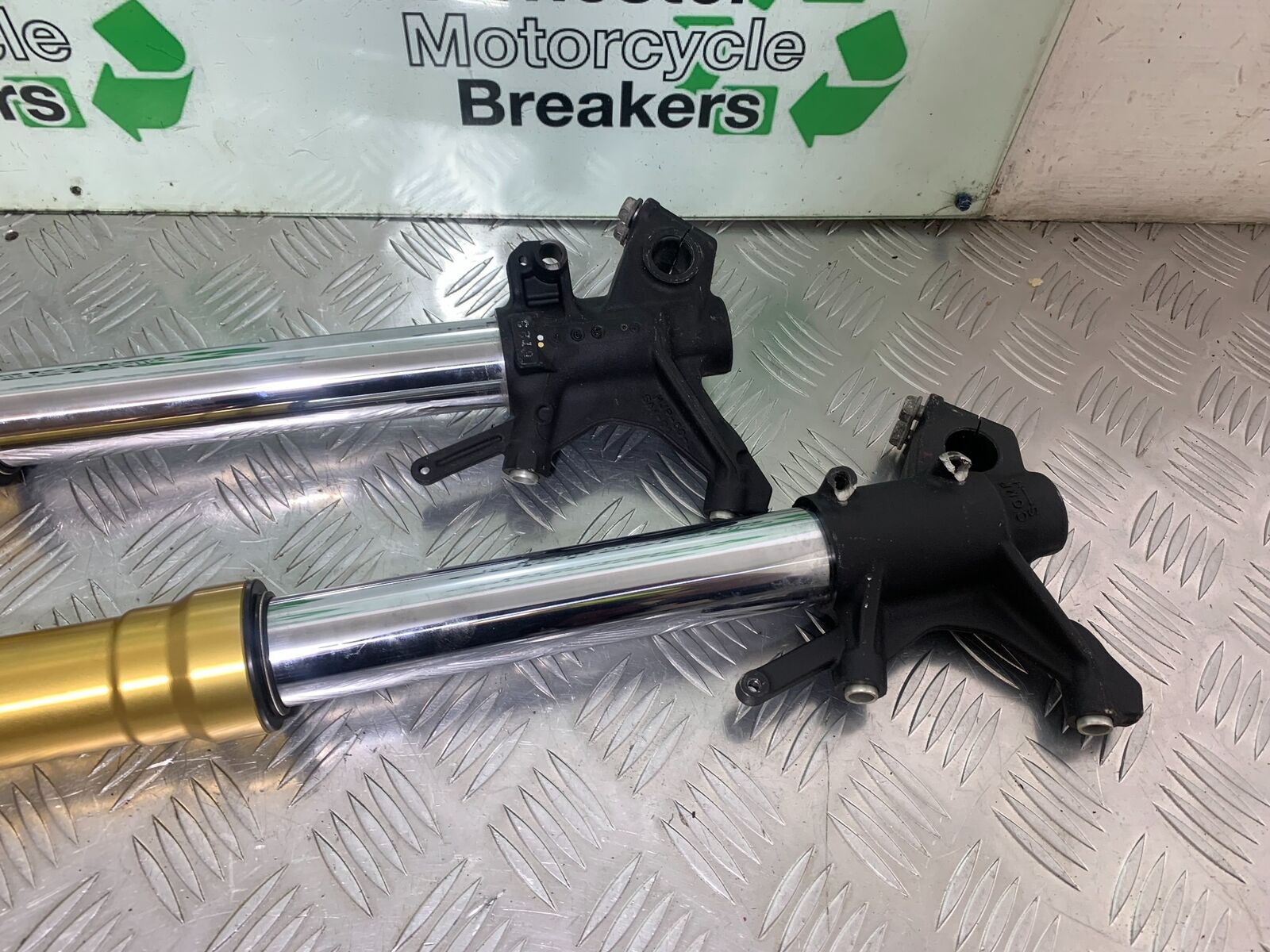 HONDA CRF1000 (DCT) AFRICA TWIN FORKS (BENT) YEAR 2017 (CMB1030)