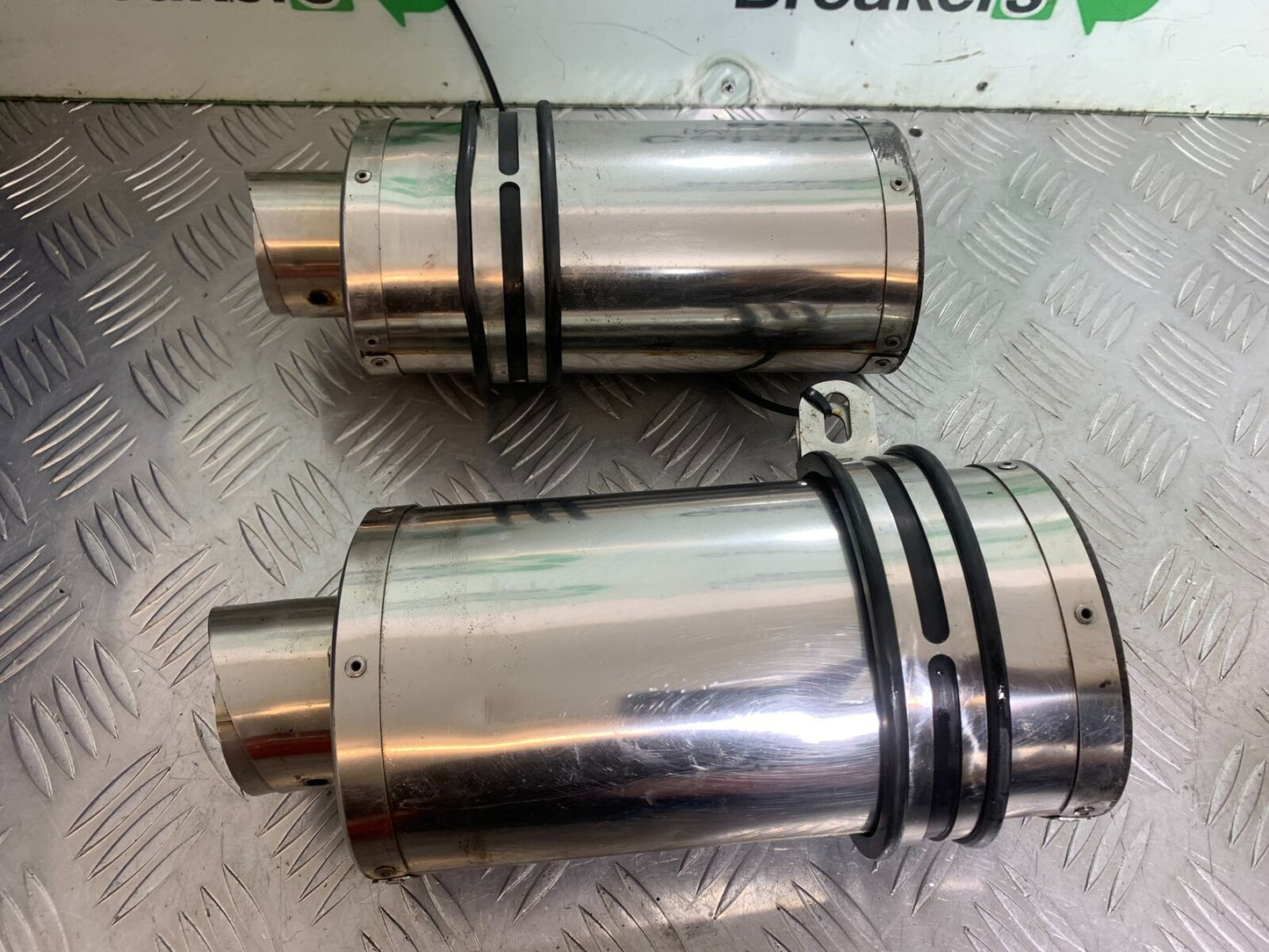 SUZUKI SV1000 SV 1000 K3 RACE SILENCERS  YEAR 2003-2006 (CMB1111)