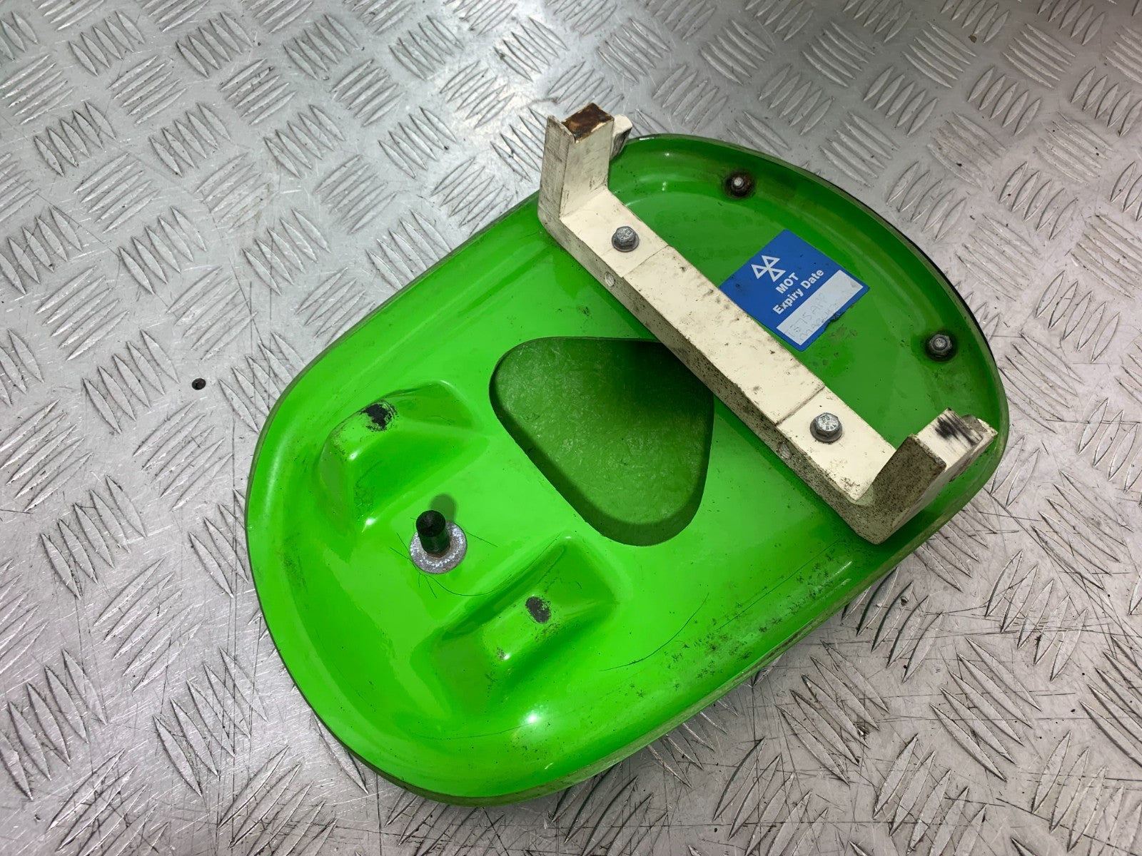KAWASAKI ZX9R ZX9 R REAR SEAT COWL  YEAR 1998-1999 (CMB1329)