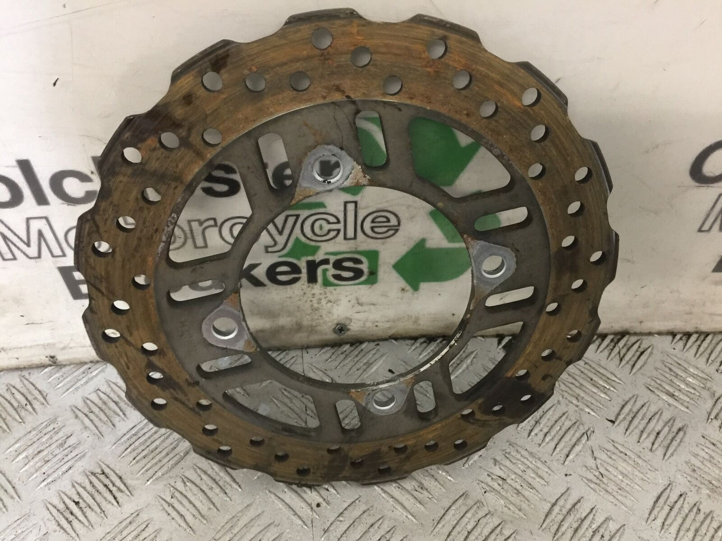 KAWASAKI VERSYS 1000 KLZ 1000 REAR BRAKE DISC YEAR 2015-18 (STOCK 817)