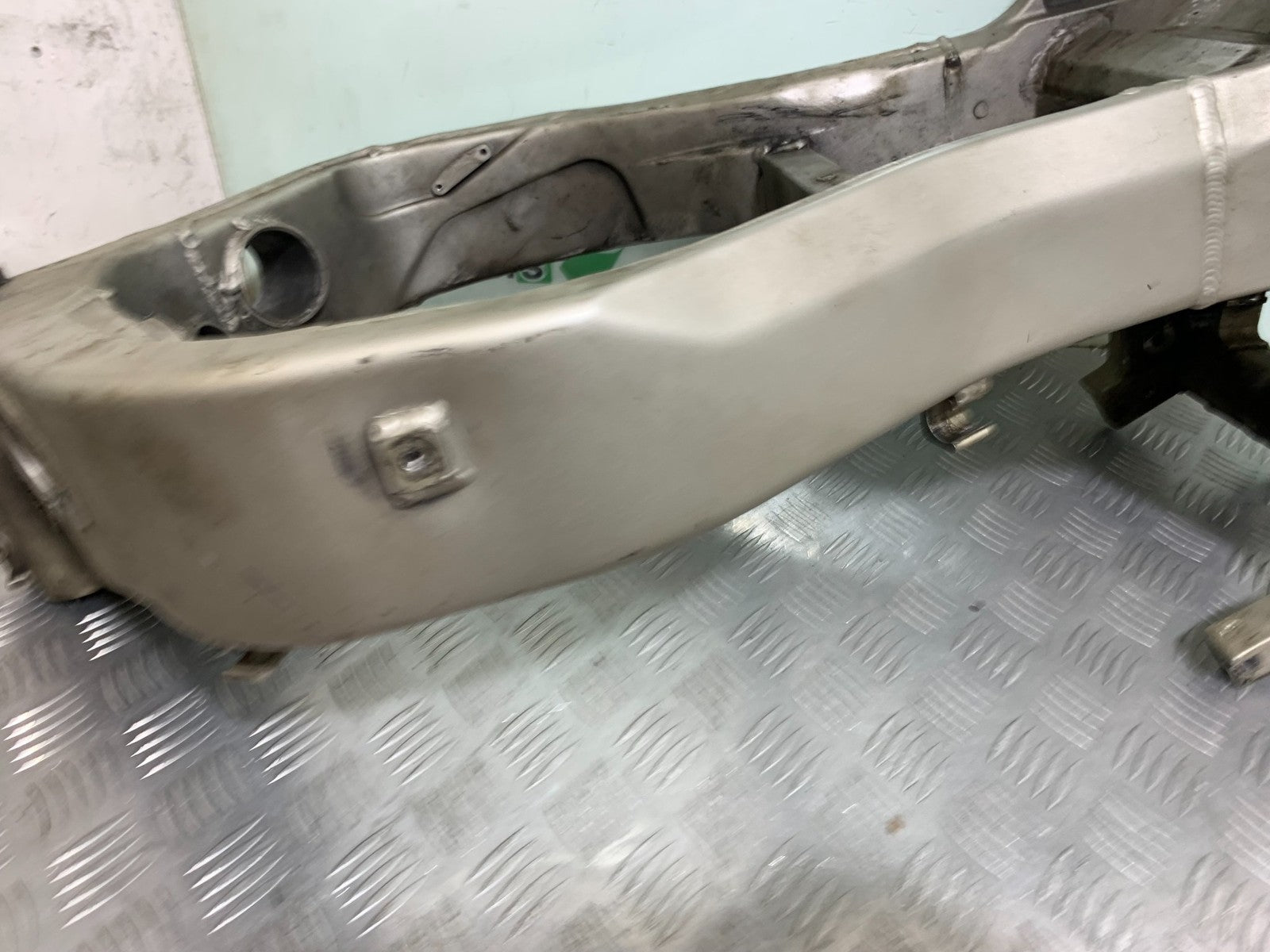 KAWASAKI ZZR1100 D FRAME REG LOG BOOK YEAR 1993-2001 (CMB1289)