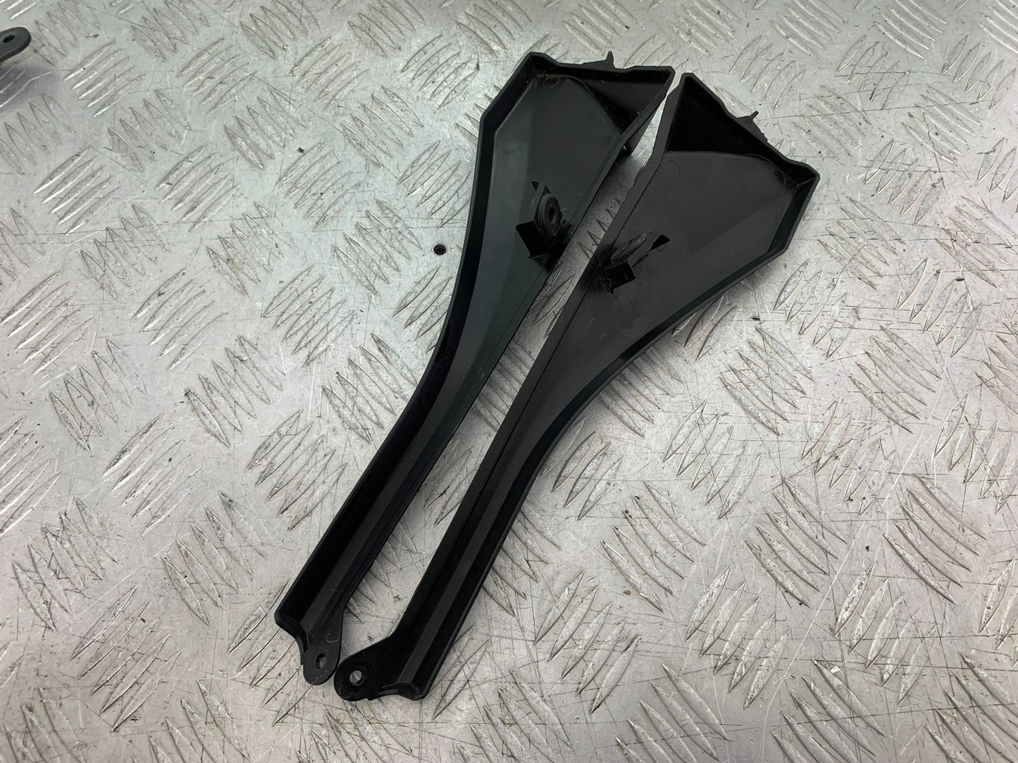 KAWASAKI ZX10R ZX10 R TOP FAIRING INFILL PANELS   2008-2010 (CMB1301)