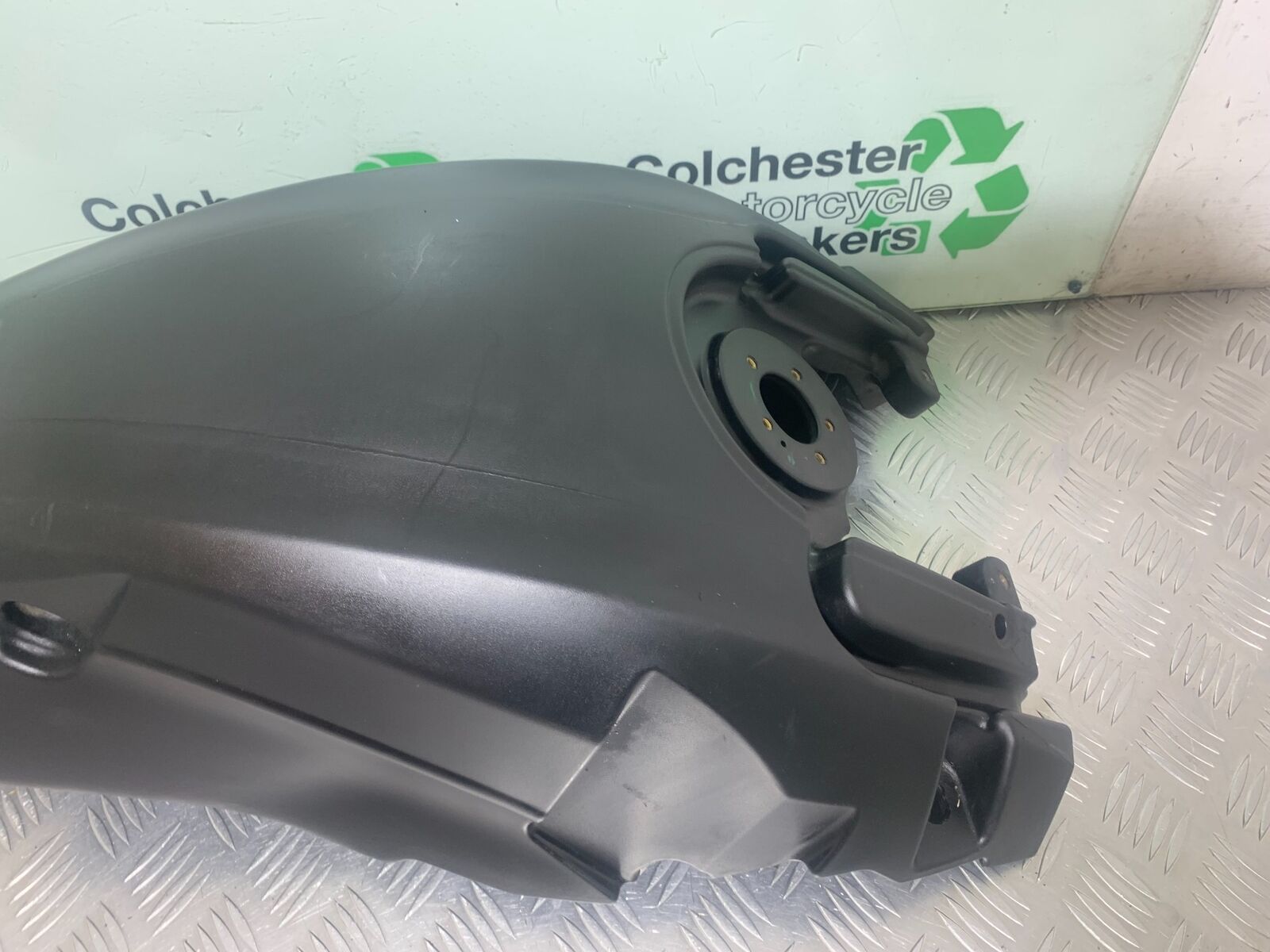DUCATI DIAVEL 1200 PETROL TANK YEAR 2014-17 (CMB1054)