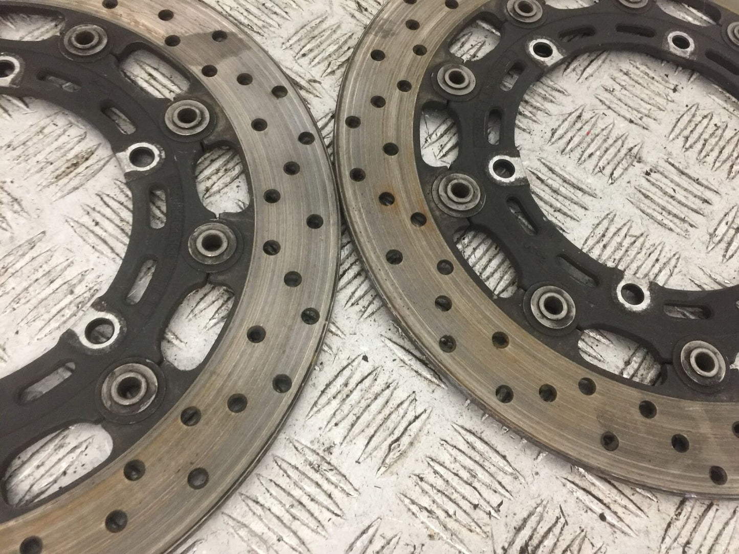 YAMAHA YZF R1 4XV FRONT BRAKE DISCS  YEAR 1998-99 (STOCK 771)