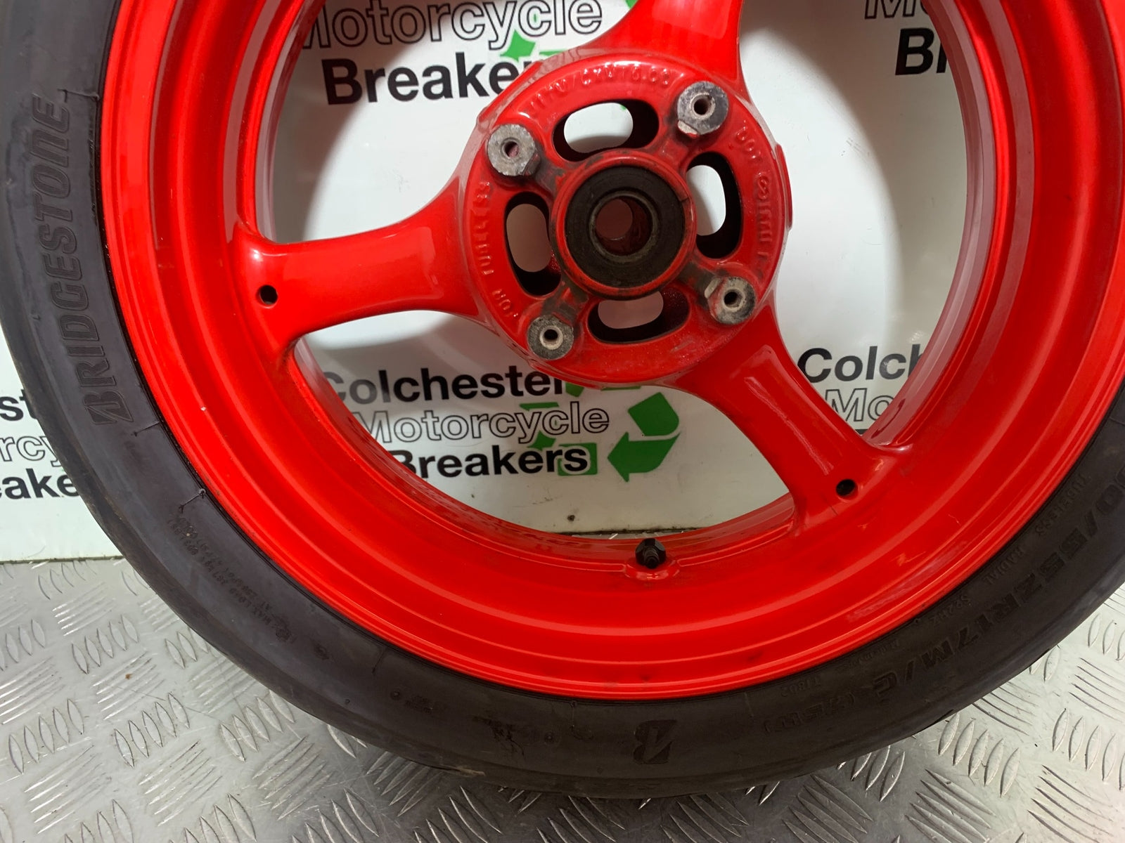 KAWASAKI ZX10R ZX 10R REAR WHEEL YEAR 2011-2015 (CMB1154)