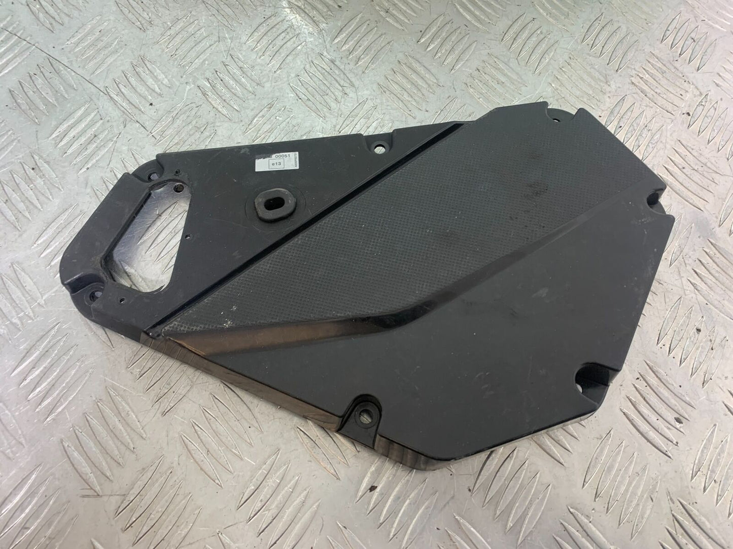 HUSQVARNA TE630 TE 630 SIDE COVER   YEAR 2010-11 (CMB1120)